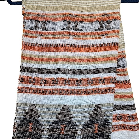 𝅺CHARMING Charlie Southwest Print Fringed Scarf or Wrap - Picture 6 of 11